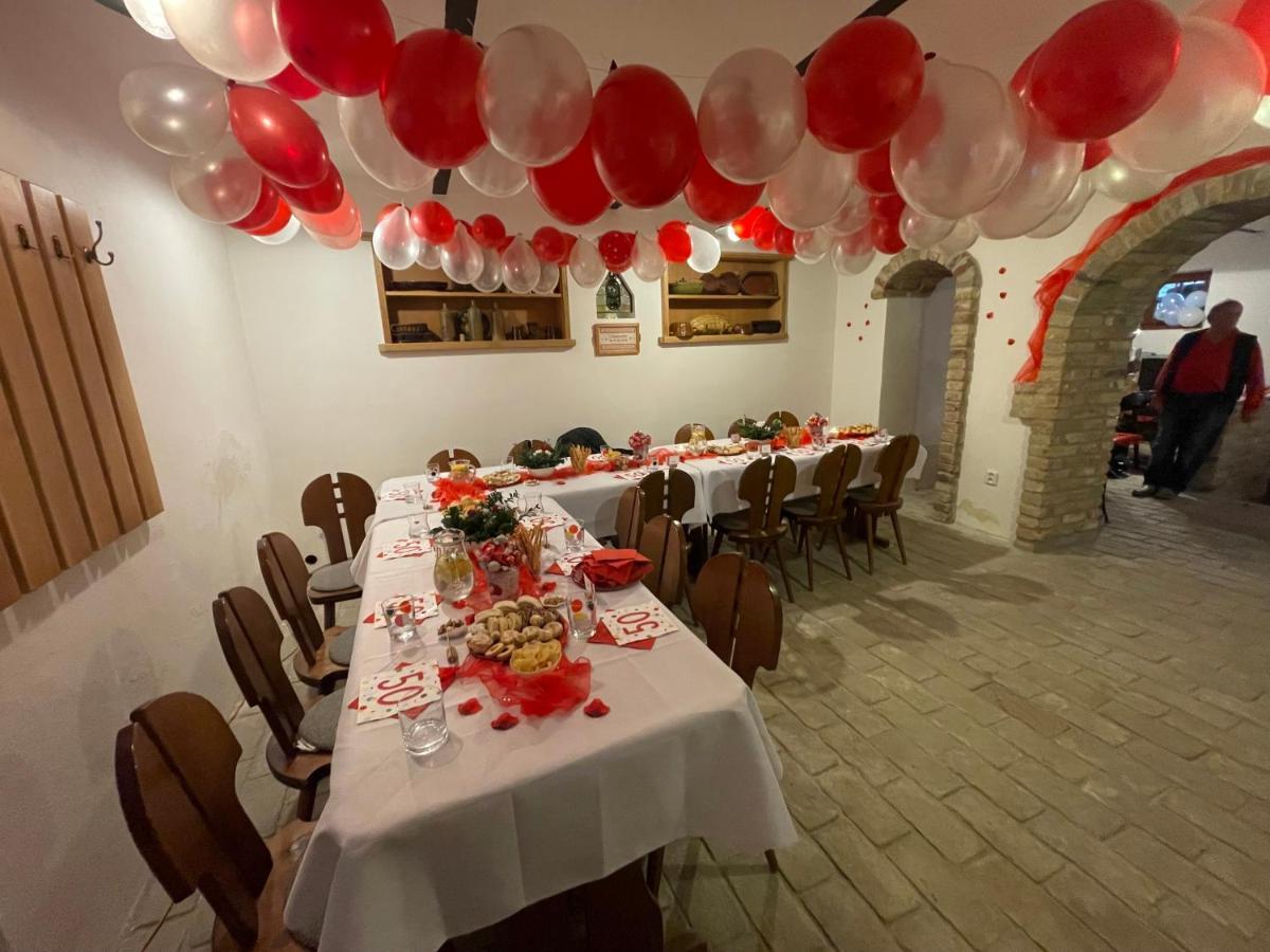 Apartman Alva 3 Mikulov Exterior foto